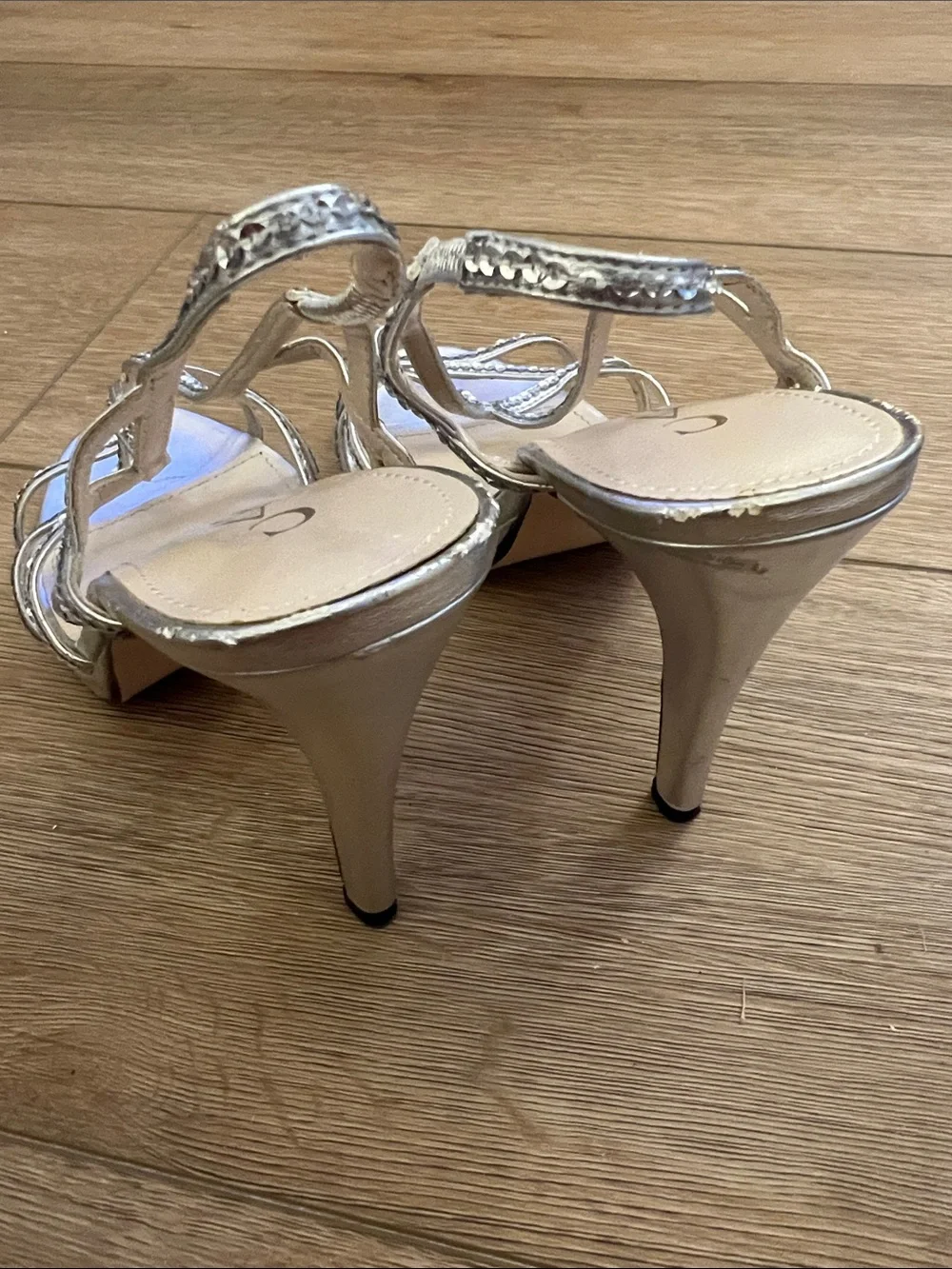 Caparros Silver Metallic Stiletto Slingback Heels Sequin Strap 7